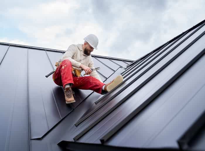 How Do You Choose the Best Roofing Contractor in Mt Sinai NY? Here’s What You Need to Know